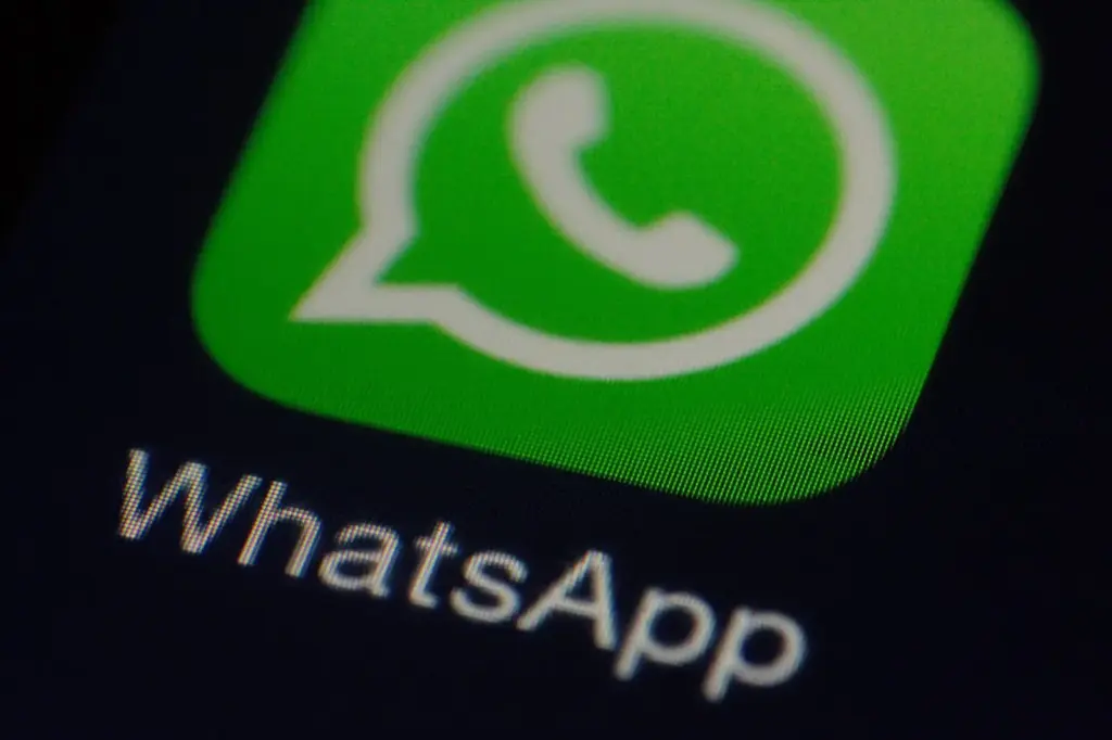 Forradalmi újítás a WhatsAppon: telefonszám nélkül is cseveghetünk
