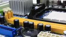 A Micron amerikai chipgyártó növelte negyedéves bevételét és nyereségét