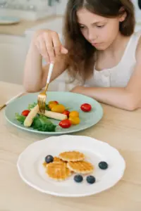 Hogyan szerettessük meg a zöldségeket a gyerekekkel? 6 tudományos módszer