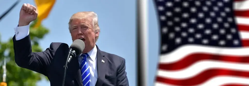Donald Trump vizsgálatot indított az olajcégek árazása miatt