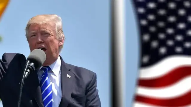 Donald Trump vizsgálatot indított az olajcégek árazása miatt