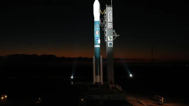 Történelmi mentőakció: a NASA robotkarokkal mentené meg a zuhanó Swift űrtávcsövet