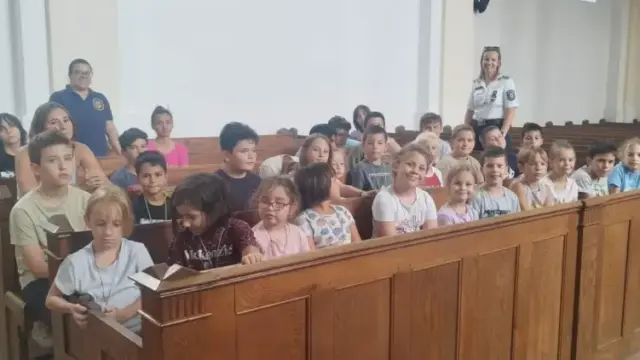 Kék sziréna: Hittantáborban is jártunk