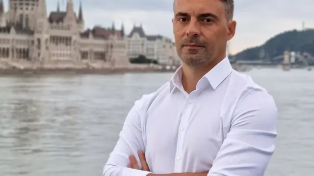 KékZóna-Index: mérhetővé tenné a politikusok munkáját a Második Reformkor Párt