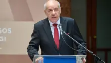 Sulyok Tamás: Az Alaptörvény módosítása súlyos csapás a jogállamiságra