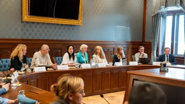 Roma felzárkózásról egyeztettek a Szociális és Családügyi Minisztériumban