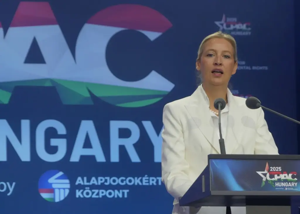 Több tízezren tüntettek az AfD erfurti pártkongresszusa ellen