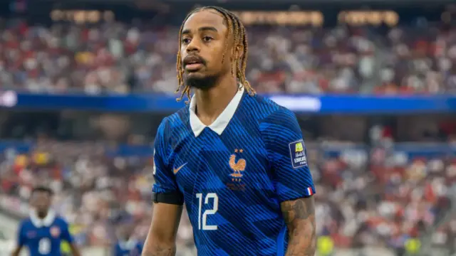 Bradley Barcola nem hosszabbít a PSG-nél: távozhat a francia sztár