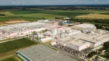 Kilencszázmillió forintból újult meg a Nestlé büki gyárának ipari útja