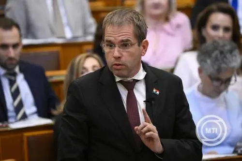 Ruff Bálint: Az előző kormány célja mások gazdagítása volt
