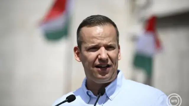Családi büszkeség menete: a Mi Hazánk a hagyományos értékek mellett állt ki Budapesten