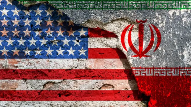 Újabb amerikai légicsapások Iránban: egzisztenciális háborúról beszél Teherán