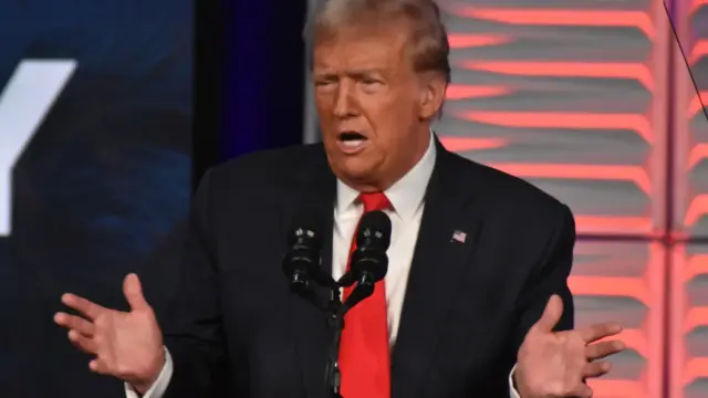 Újabb vámhullámot vezet be a Trump-adminisztráció több mint 80 ország ellen