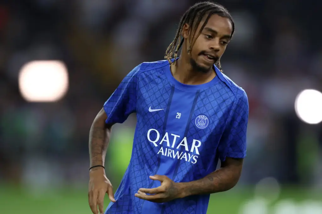 Liverpool: Bradley Barcola és Maghnes Akliouche a célkeresztben
