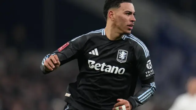 Rekordösszegért igazolja le Morgan Rogerst a Chelsea