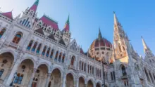 Rendkívüli ülést hív össze a kormány a jövő hétre