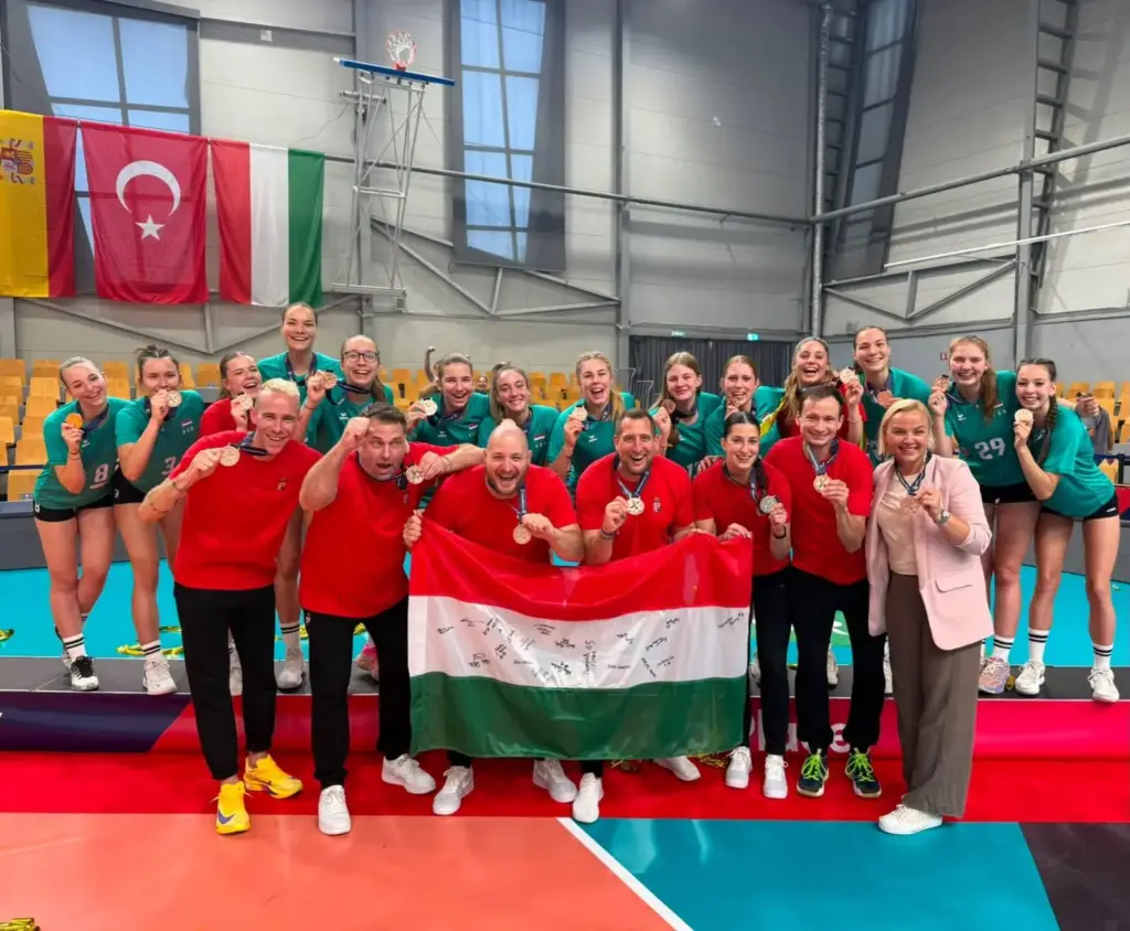 Bronzérmes az U18-as női röplabda-válogatott az Európa-bajnokságon