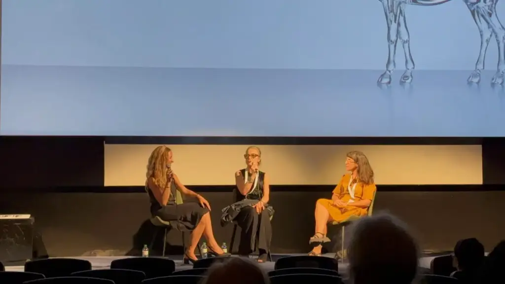 A Bledi Nemzetközi Filmfesztivál, a Kino Bled versenyprogramjában a Mommy Blue