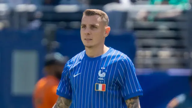 Lucas Digne visszatérhet a PSG-hez az Aston Villától