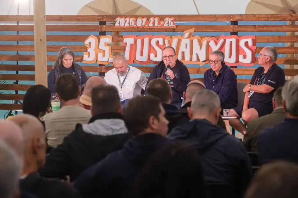 A párbeszéd fontosságát emelték ki a szabadegyetem alapítói Tusványoson