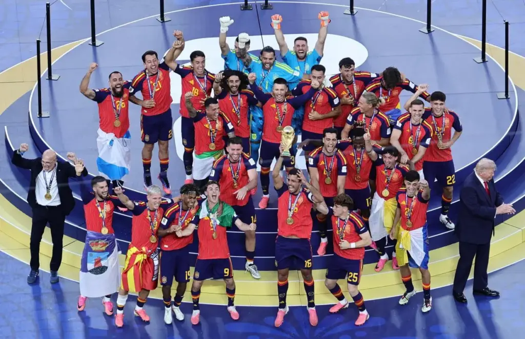 FIFA-világranglista - Spanyolország az élen, megelőzte Argentínát