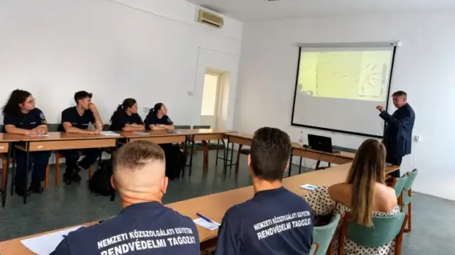 Élményalapú foglalkozás a jövő rendőreinek