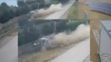 Üldözte, nekiment, majd tüzet nyitott