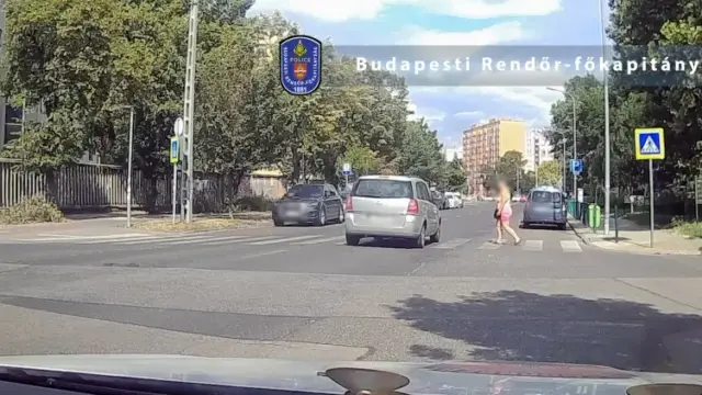 Az elsőbbség meg nem adását magyarázta