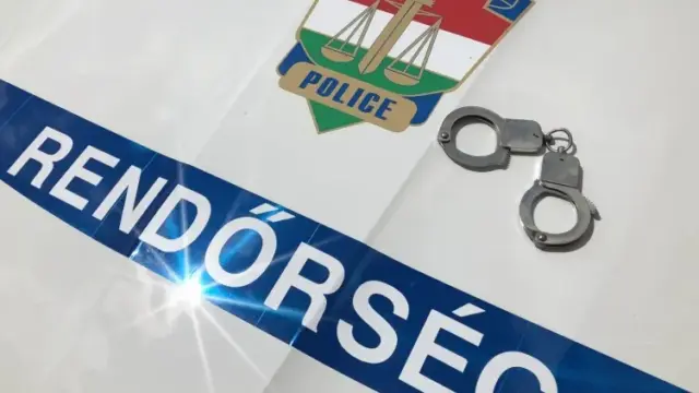 Rács mögött az időseket megkárosító „vállalkozók”