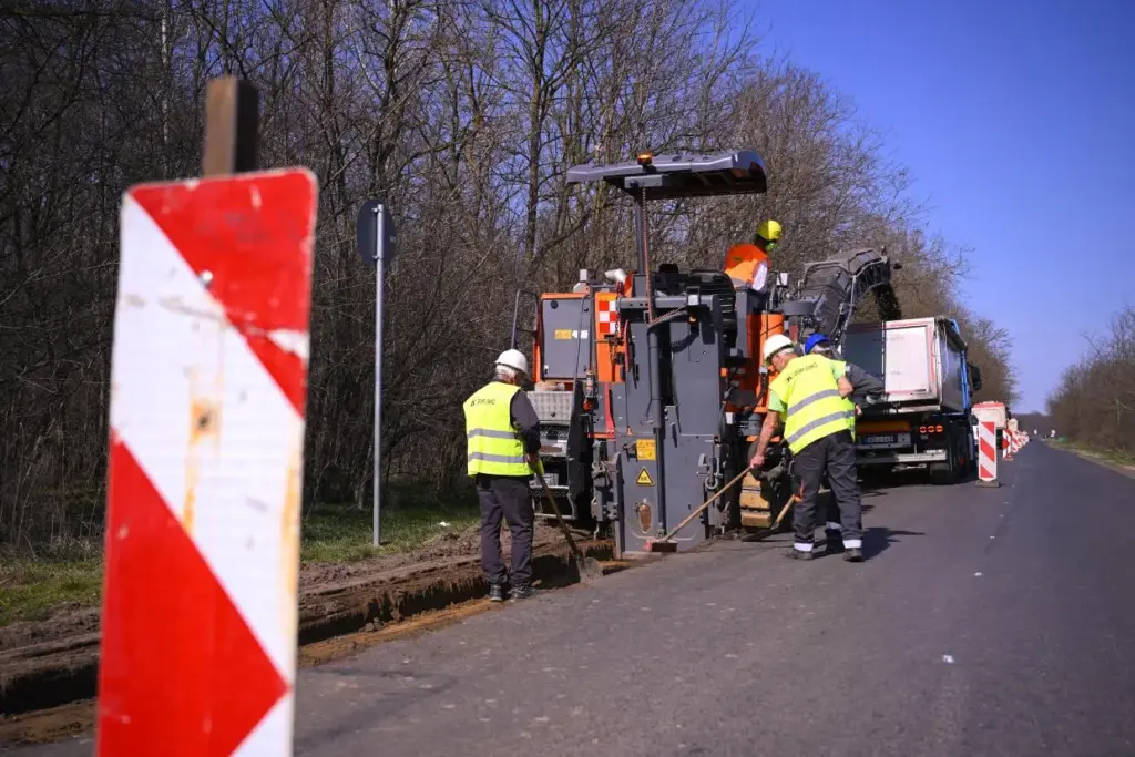 Meghaladta a 2400 forintot a fizikai dolgozók átlagos órabére