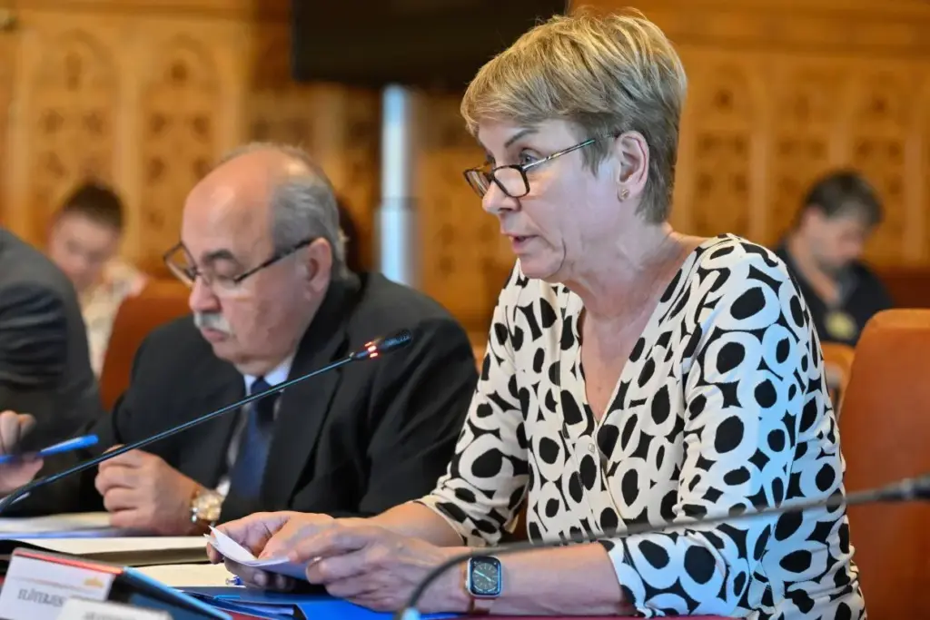 Nem támogatta az NMHH 2025-ös beszámolóját a pénzügyi bizottság