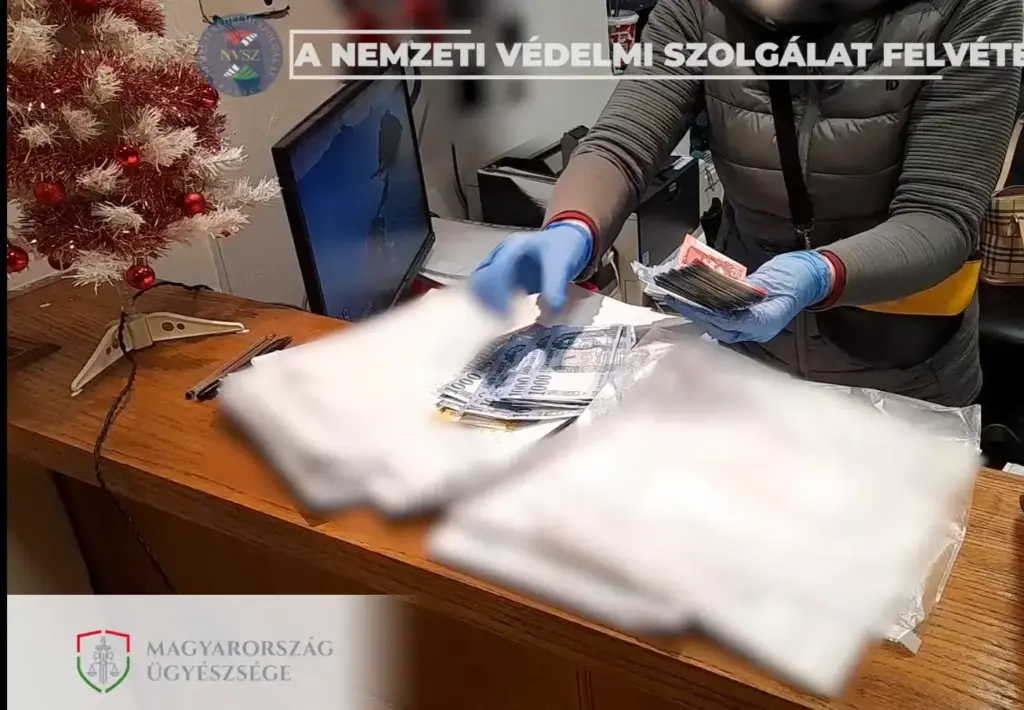 Vádat emeltek a kórházi parkolóautomatát fosztogató őrök ellen