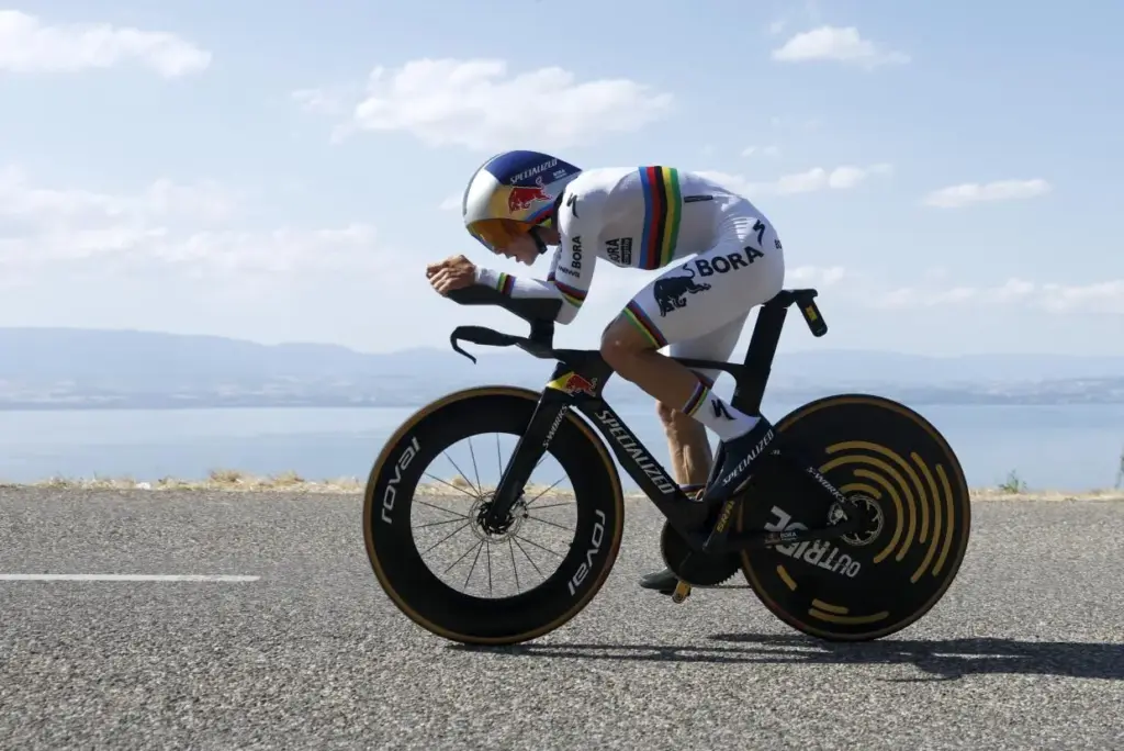 Remco Evenepoel nyerte a Tour de France időfutamát