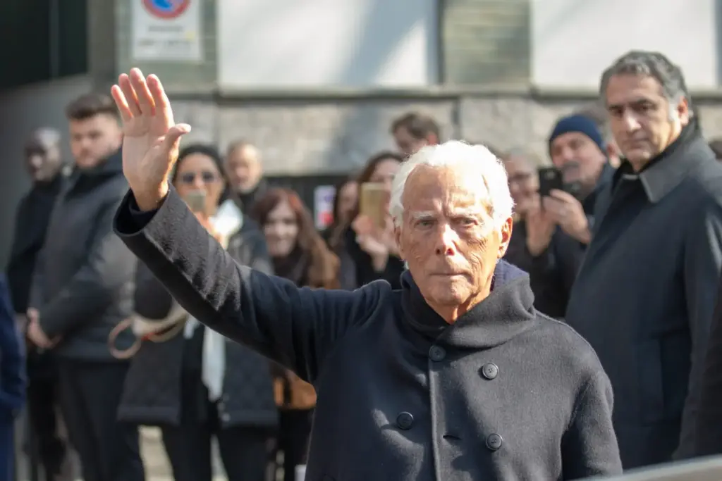 Bille August rendezi a Giorgio Armaniról szóló életrajzi filmet