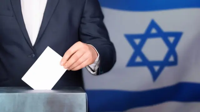 Ellenzéki többséget mutat az izraeli választások előtti felmérés
