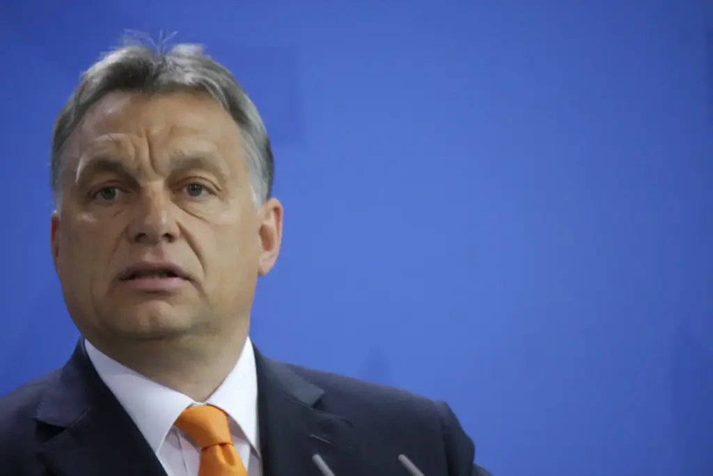 Orbán Viktor tüntetésre hív a Sándor-palota elé az önkényuralom ellen