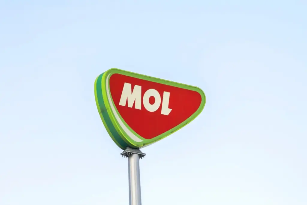 Új partnerprogrammal gyorsítja az elektromobilitást a Mol