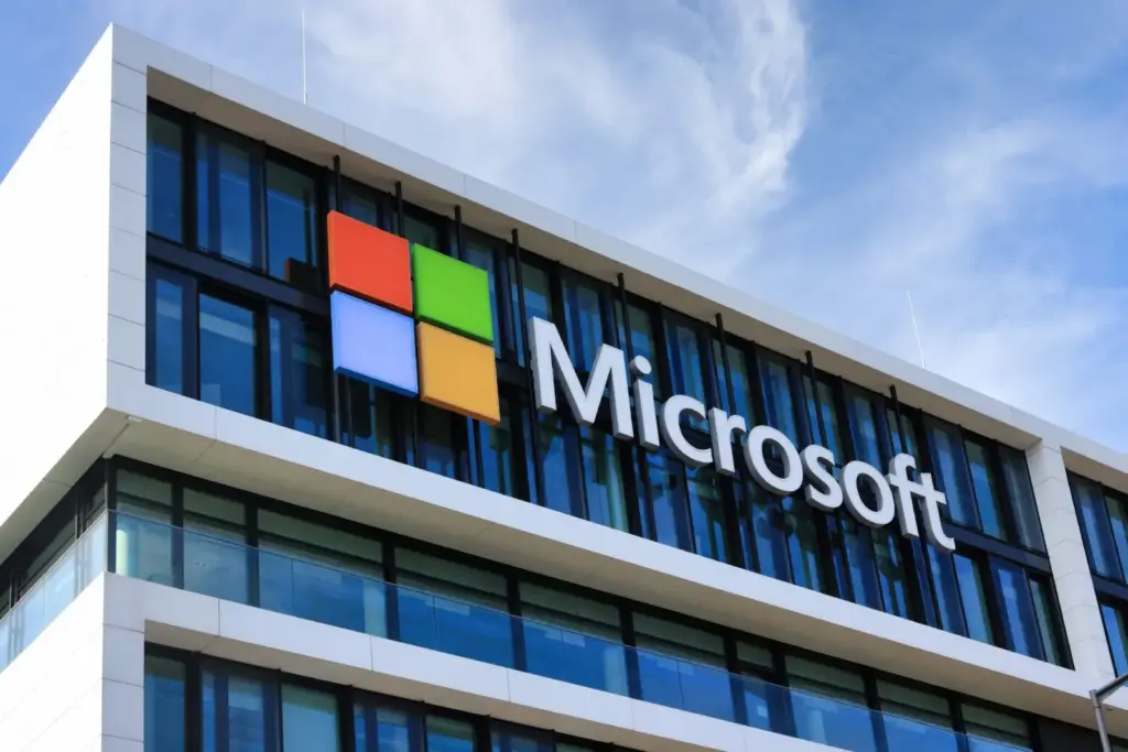 Jelentős leépítések és átszervezés az Xboxnál: 4800 munkahely szűnik meg a Microsoftnál