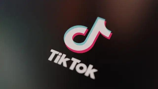 Súlyos biztonsági hiányosságok a TikToknál: vizsgálat indult