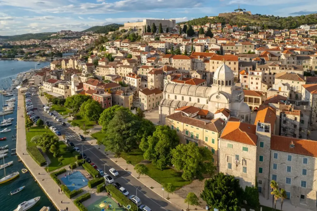Dubrovnik helyett Sibenik: Fedezze fel Horvátország rejtett kincseit