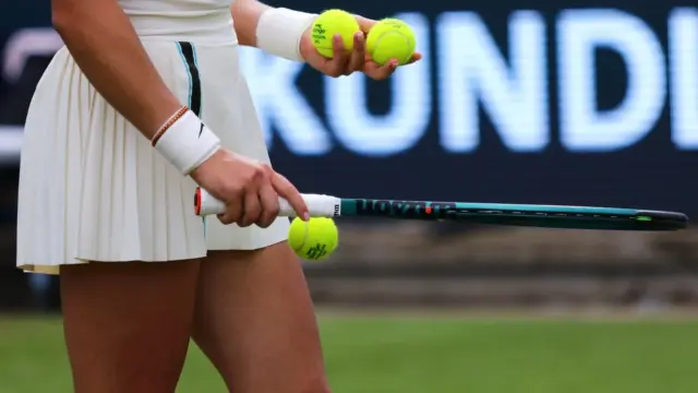 Wimbledon: Stollár Fannyék magabiztos győzelemmel jutottak a 32 közé