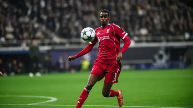 Bolo Zenden figyelmeztetése a Liverpool támadóigazolásai kapcsán