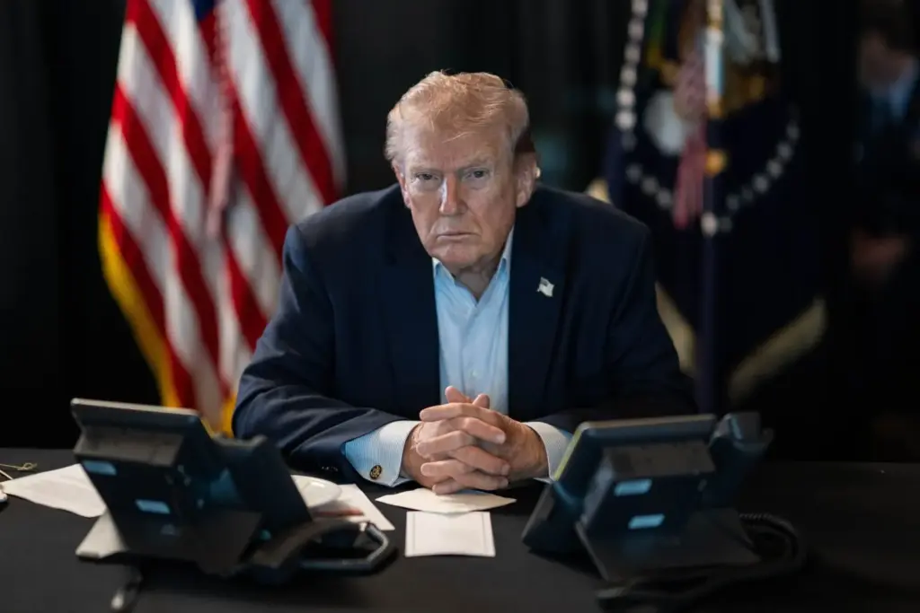 Európa fegyvervásárlásokkal igyekszik megnyerni Donald Trump támogatását