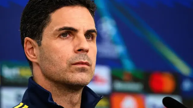 Visszatérhet az Arsenalhoz a korábbi védő, Dinos Mavropanos