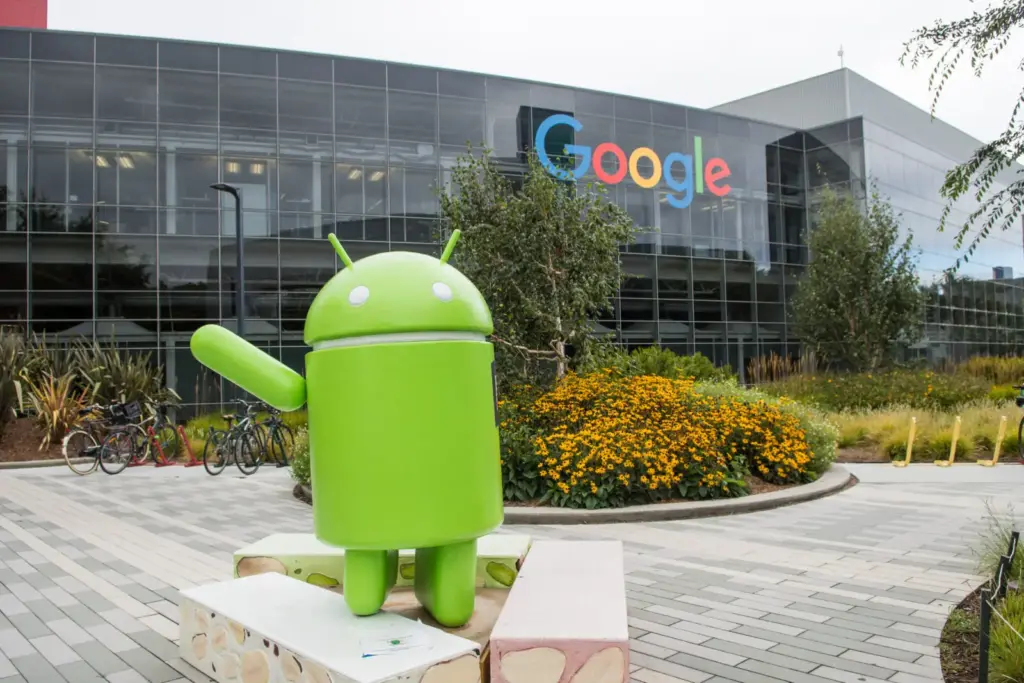 Helybenhagyta a bíróság a Google 4,1 milliárd eurós büntetését