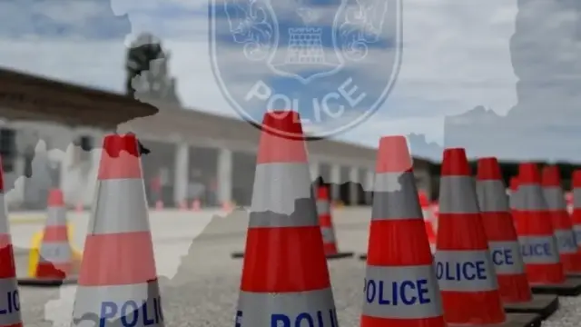 Teljes útlezárás a 84-es főúton