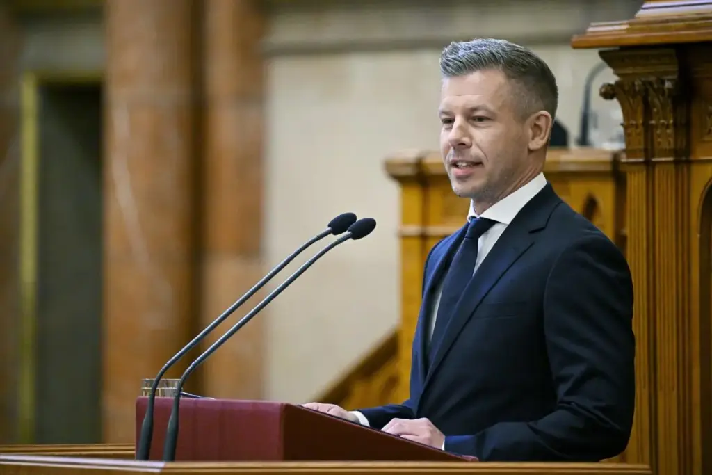 Vizsgálatot indít a kormány a BYD-beruházásokkal kapcsolatban