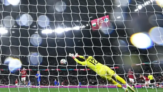 Yaakobishvili Áron is az FC Barcelona angliai edzőtáborában készül