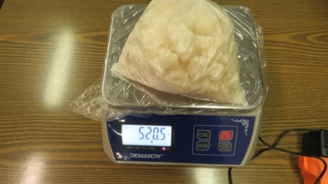 Négy kilogramm kábítószergyanús anyagot találtak egy törökszentmiklósi férfinél