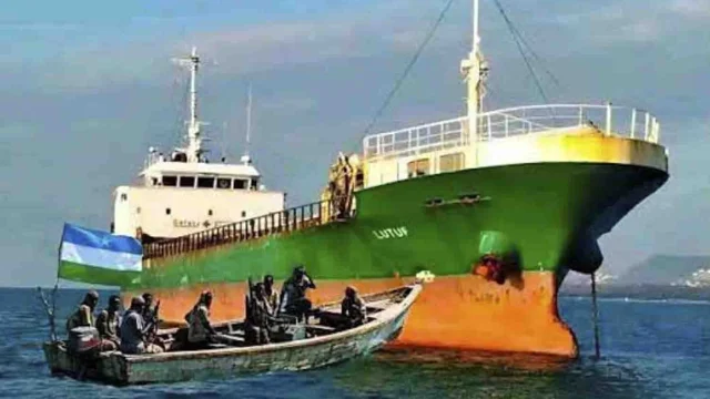 Török és szomáliai erők foglalták el a kalózok által elrabolt hajót